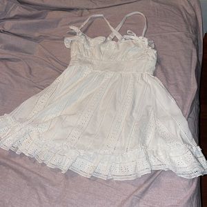 Ainsley Bow Frill Trim Dress White. Bach Party 💃